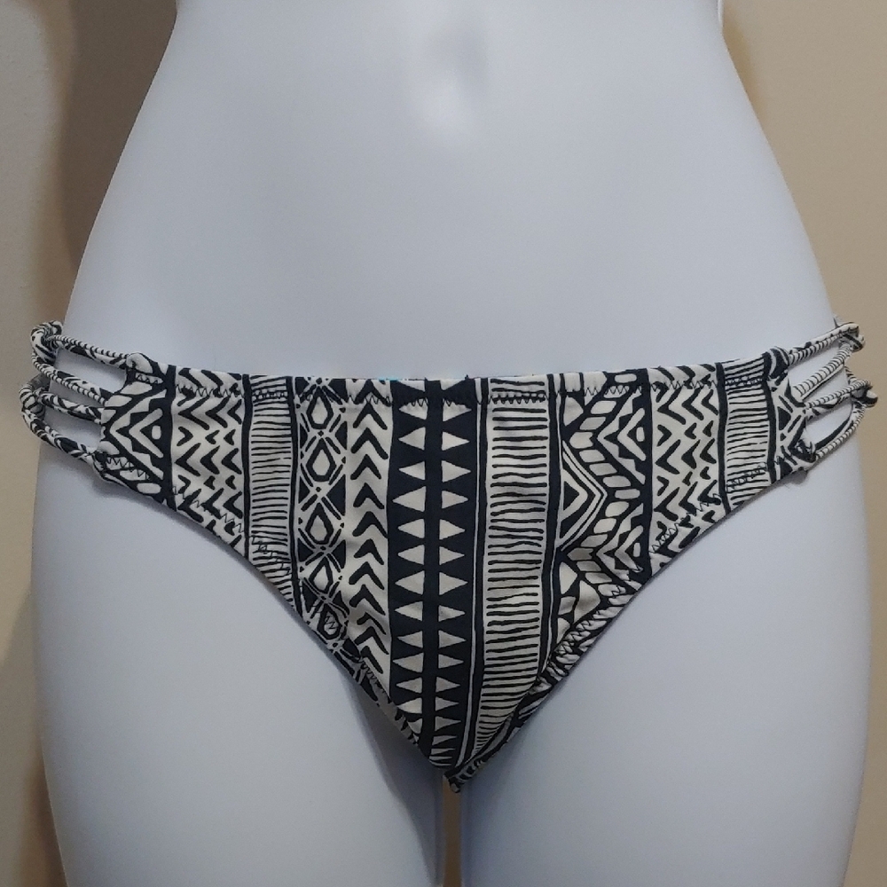 Volcom Reversible Multicolor Geometric Bikini Bottom - Picture 4 of 8